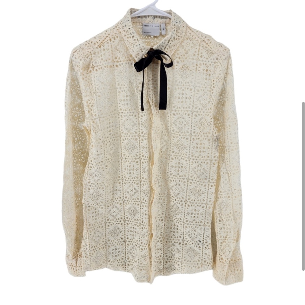 Unisex ASOS Lace Buttondown Shirt Longsleeve Cream Eyelet w/ Ribbon Neck Tie XS - Picture 2 of 7